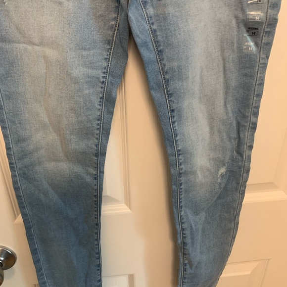 SO Blue Distressed Jeggings new. Size 14 girls. - Picture 7 of 12